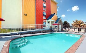 Microtel Inn And Suites Pigeon Forge